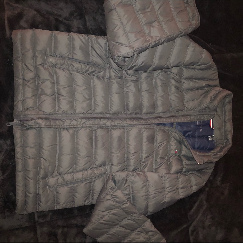 grey light weight tommy hilfiger jacket
